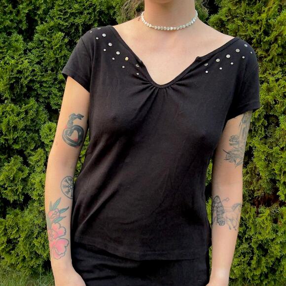 Y2K Fashion Bug Studded Black Tee - Size Women’s M - Picture 1 of 5